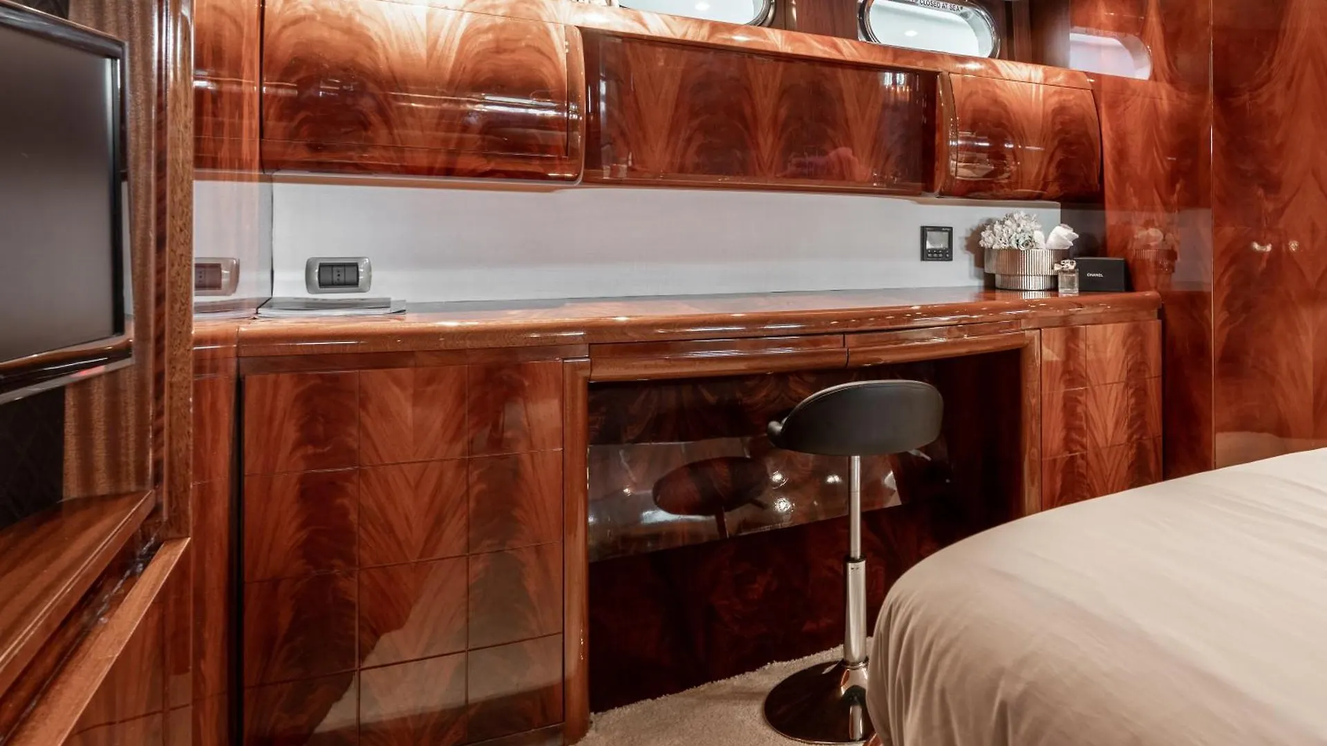 Super Yacht Located In Puerto Banus Hotel Marbella