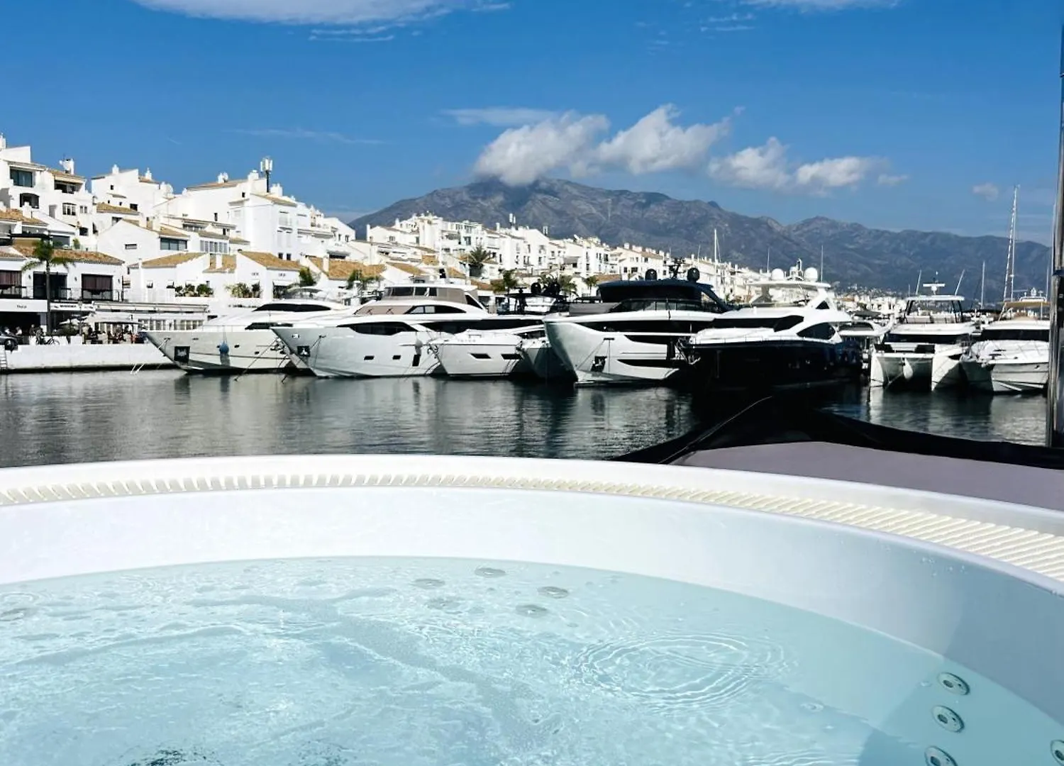 Super Yacht Located In Puerto Banus Hotel Marbella 0*,